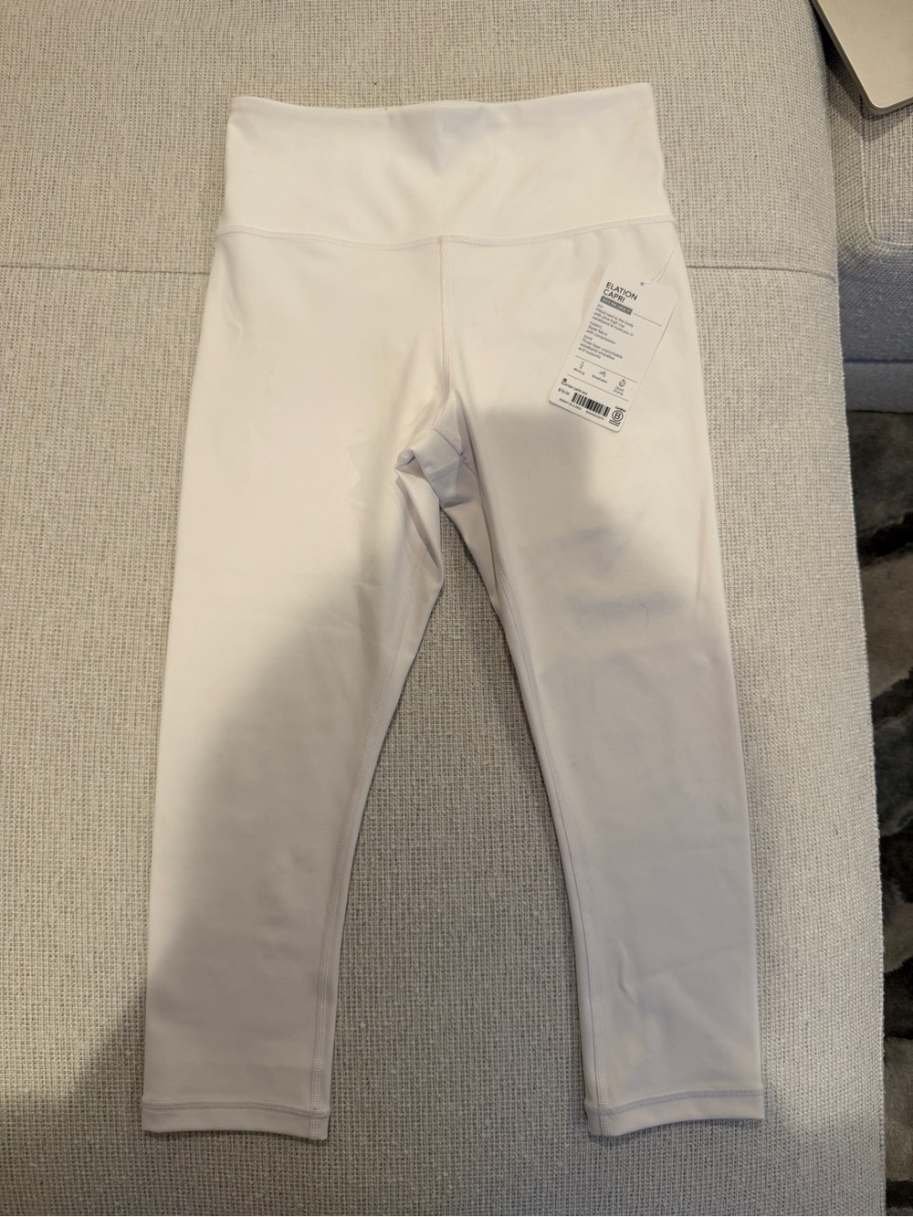 NWT Athleta Elation Capri